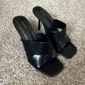 PrettyLittleThing Black square toe slide mules